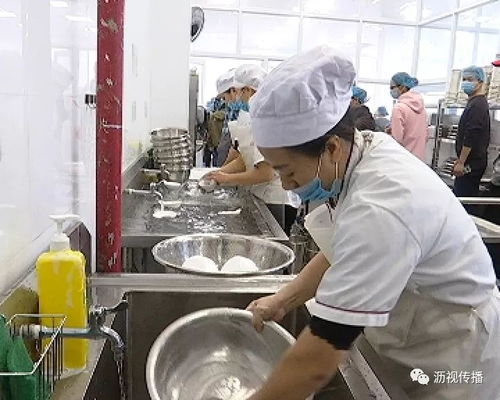 大瀝鎮社區工作人員參觀學習規范化食品安全生產